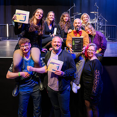 Trendbuch 2025 »High Five« ausgezeichnet mit dem German Design Award in der Kategorie »Excellent Communications Design Books and Calendars«